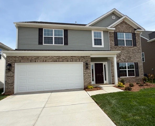 3713 Contimental Square