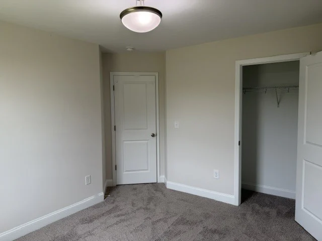 Gallery Photo 16